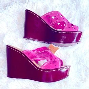 Passarela Brazil Pink Leather Slip-On Wedge Platform Sandals Size 8 Brand New